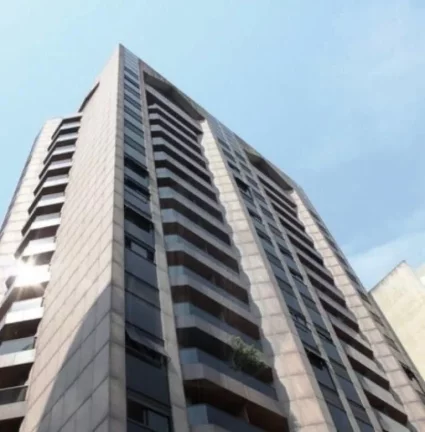 Imagem Flat disponível para venda no Golden Tower Residence no Itaim, com 40m², 1 dormitório e 1 vaga de garagem