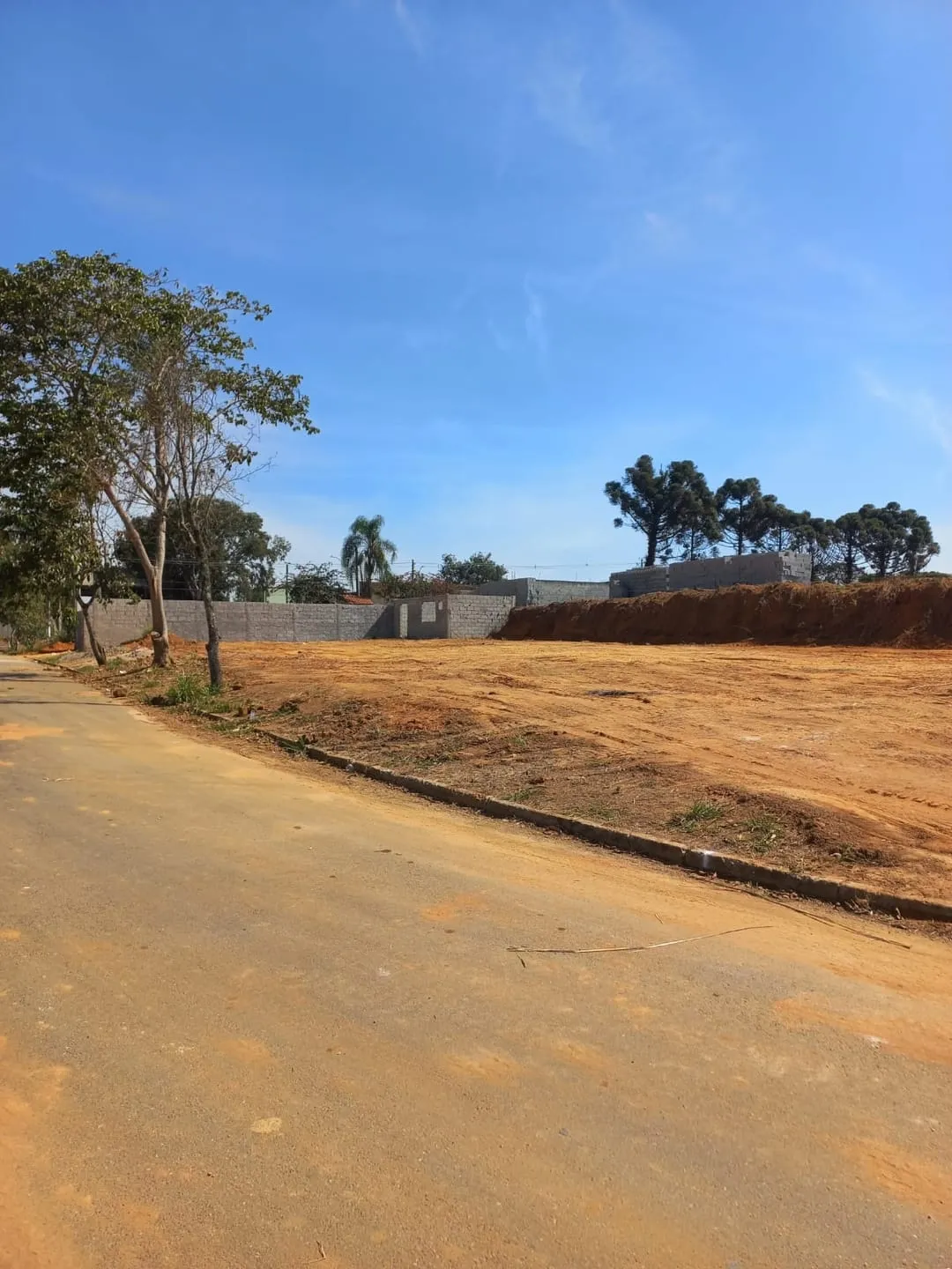 Imagem Terreno à venda 140M², Jardim Santa Tereza, Taubaté - SP