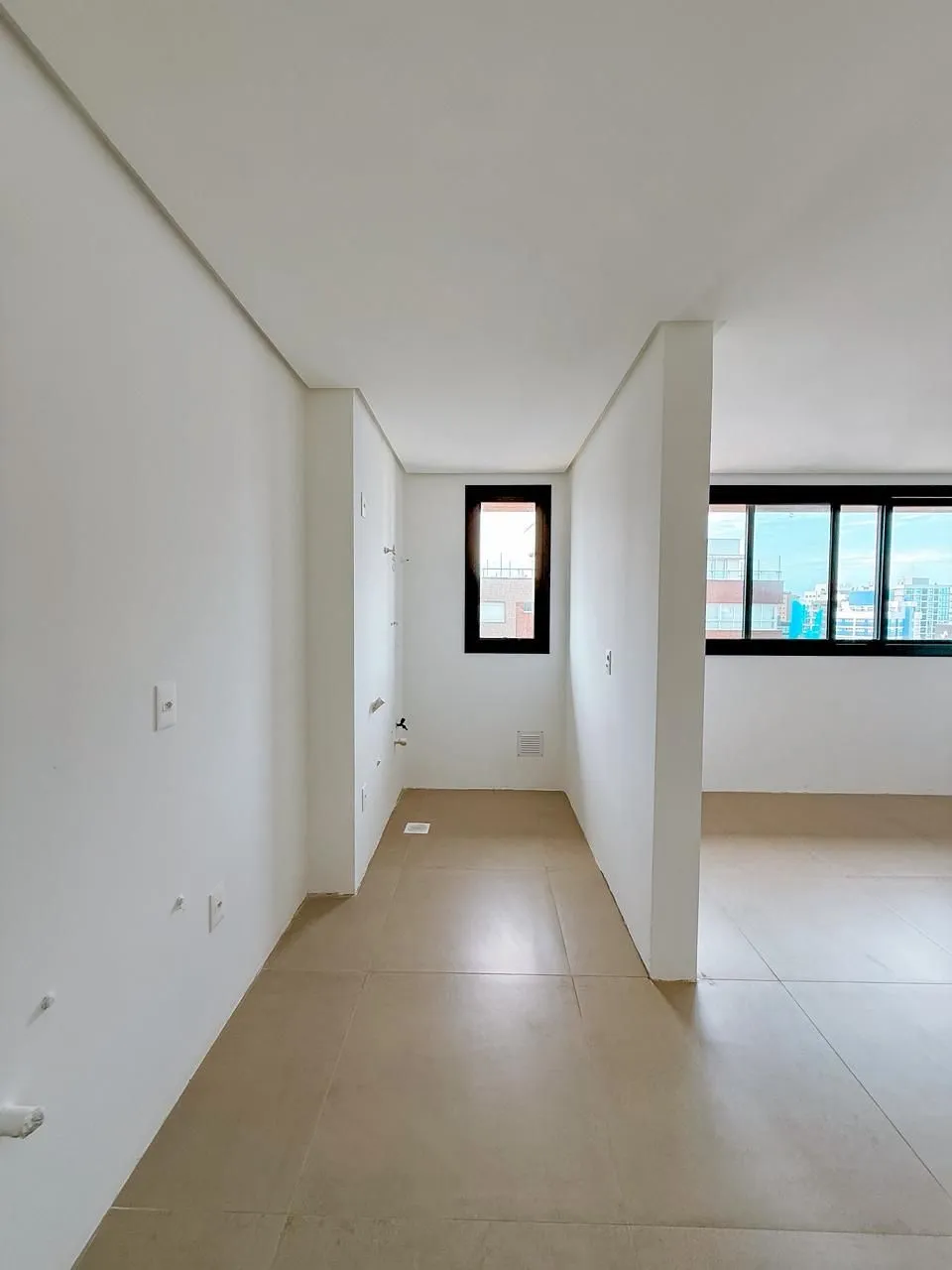 Imagem Apartamento à venda em Torres, Centro, com 2 quartos, 77.35m2
