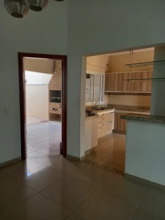 Imagem CASA TÉRREA À VENDA NO CONDOMÍNIO VISTA VERDE