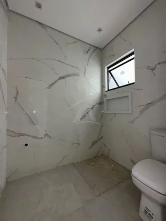 Imagem SOBRADO, 4 QUARTOS SENDO 2 SUÍTES, RAINHA DO MAR