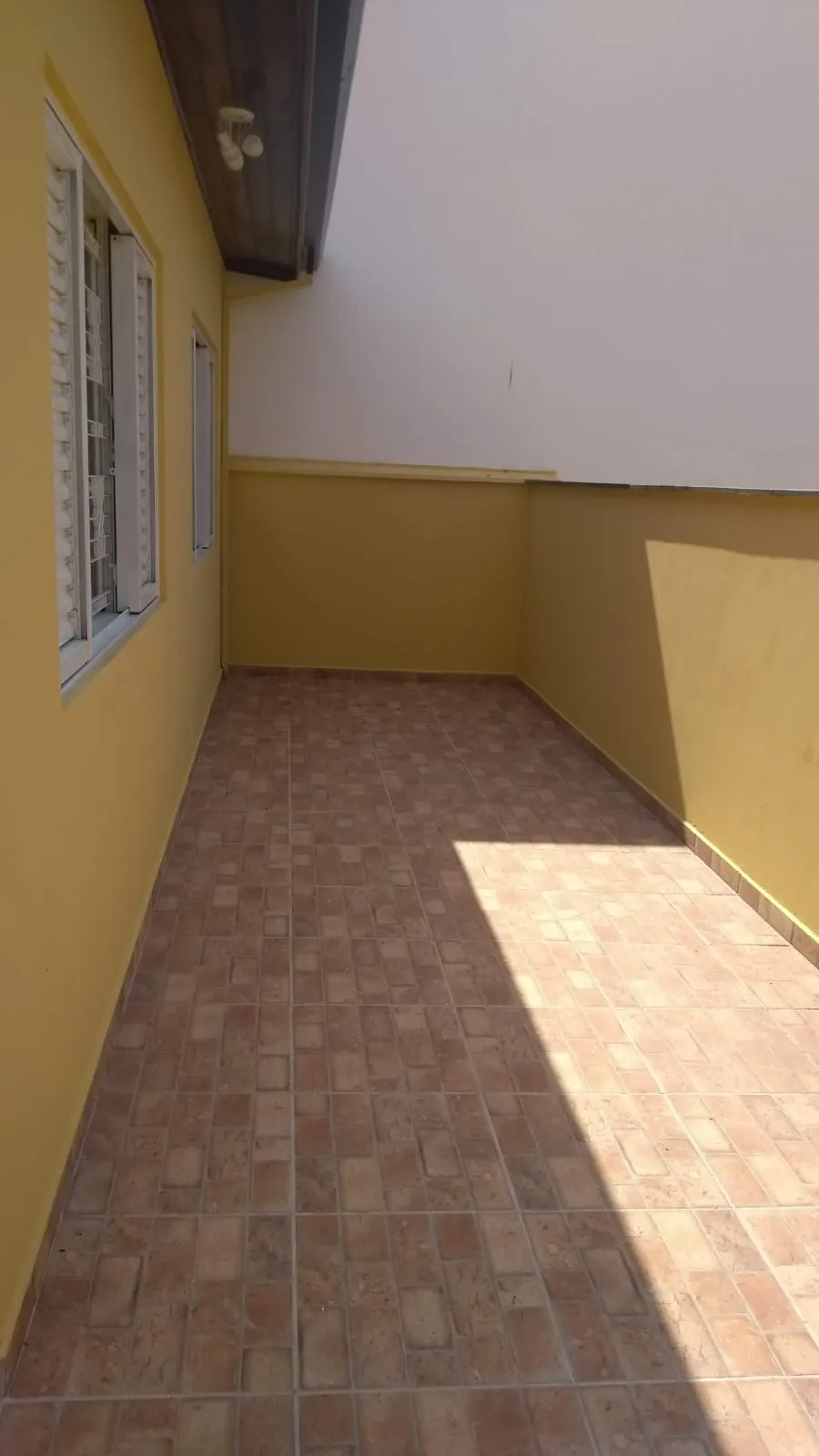 Imagem EXCELENTE IMÓVEL DE 400M² COM SALÃO COMERCIAL!!!