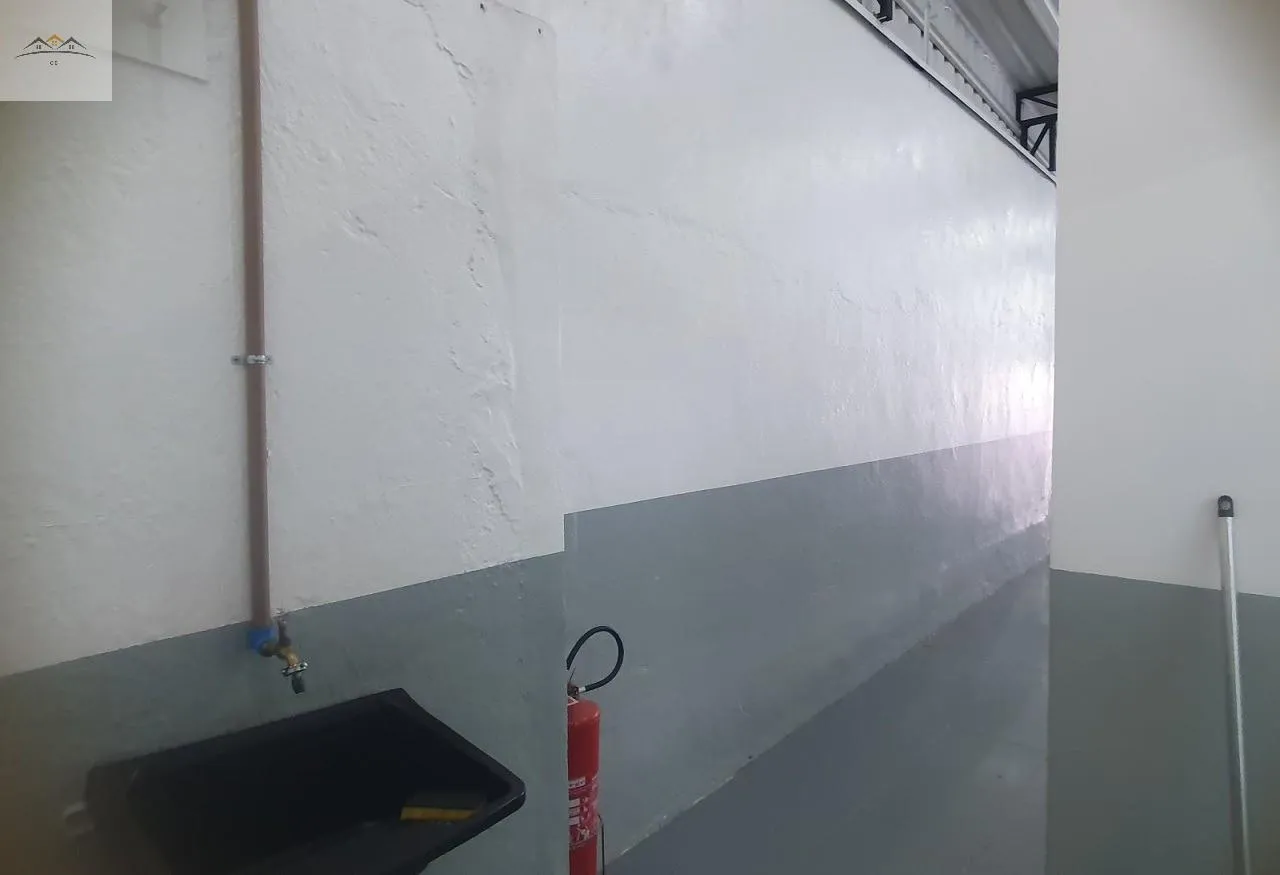 Imagem Galpão para locação no Centro de Osasco 223m² 2 wc 2 salas.