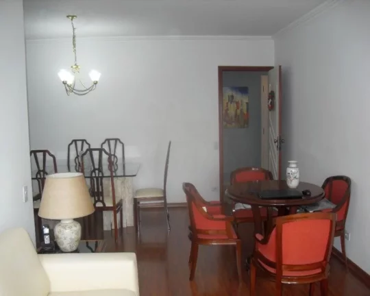 Imagem Imperdível!!! Apartamento todo reformado, andar alto,com excelente distribuição, living para 2 am...