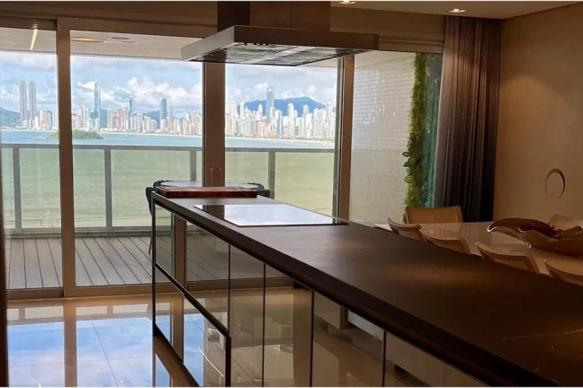 Imagem Apartamento à venda em Balneário Camboriú, Pioneiros, com 5 quartos, 240m2