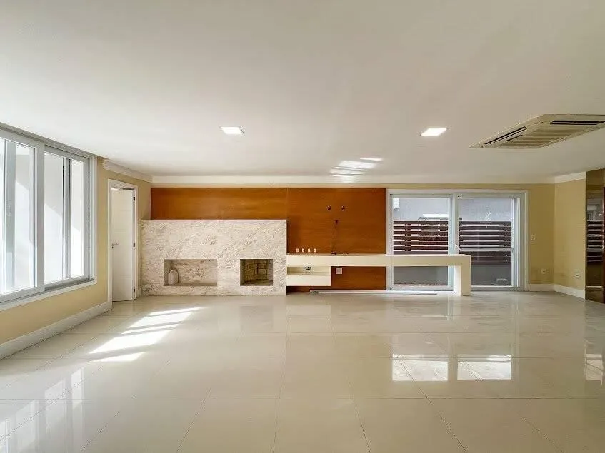 Imagem Casa de condomínio à venda em Viamão, São Lucas, com 3 quartos, 300m2