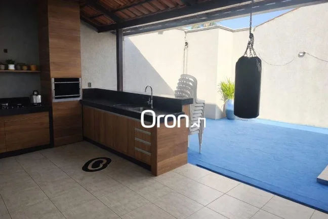 Imagem Casa com 2 dormitórios à venda, 91 m² por R$ 350.000,00 - Setor Estrela Dalva - Goiânia/GO
