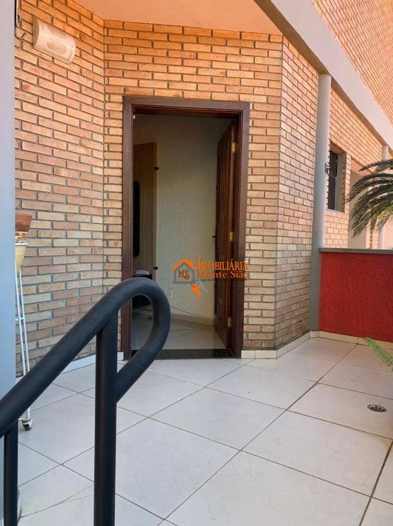 Imagem Sobrado com 3 dormitórios à venda, 375 m² por R$ 3.180.000,00 - Cidade Maia - Guarulhos/SP