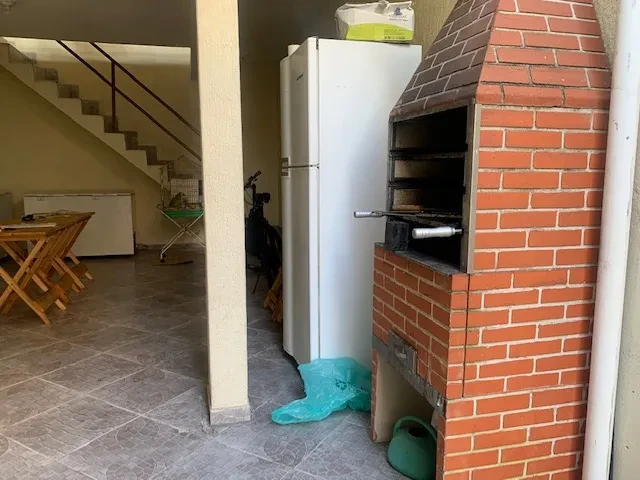 Imagem Casa com 4 Quartos à Venda, 178 m² em Vila Elze - São Paulo