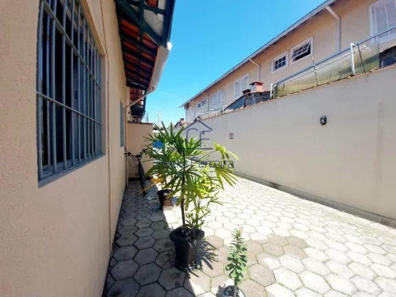 Foto do imóvel Casa em condomínio fechado - 2 dormitórios - Martim de Sá