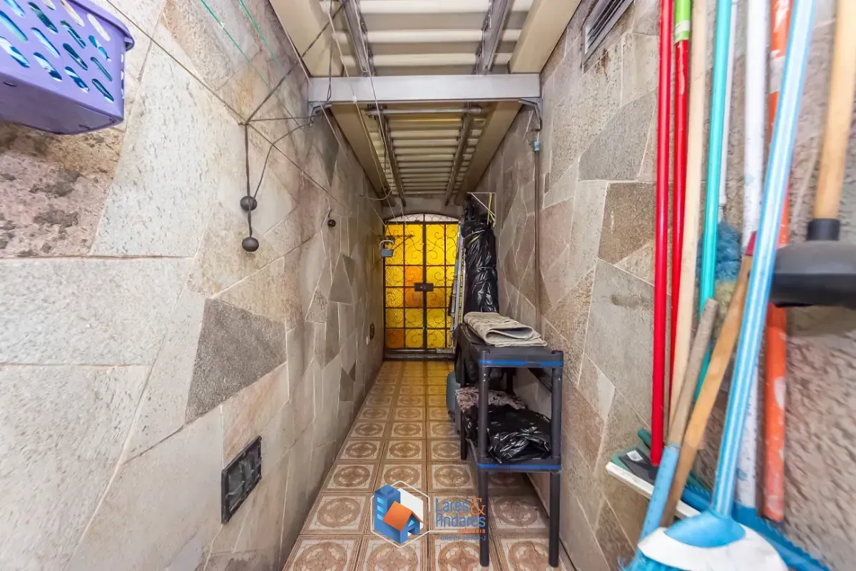 Imagem Sobrado para venda em Vila Guilherme com 4 quartos, sendo 2 suítes, 181m²