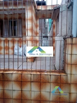 Foto do imóvel Casa com 2 dormitórios à venda, 182 m² por R$ 368.000 - Vila das Mercês