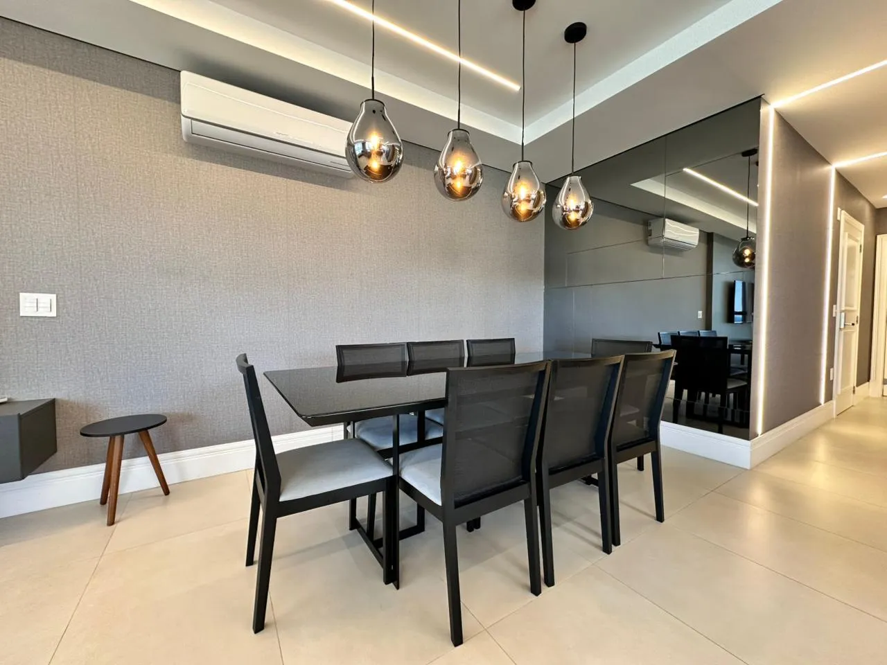 Imagem Apartamento com vista para o mar à venda com 138m2 por R$ 4.250.000,00