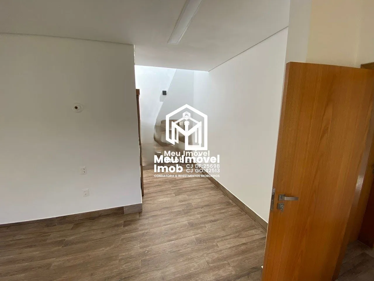 Imagem Casa 4 Quartos 2 Suítes 2 Vagas Lt 800m² Útil 260m²