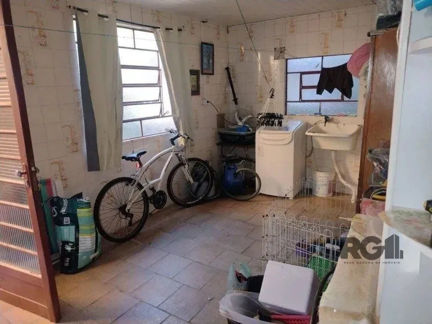 Imagem Casa de 2 dormitórios no bairro Cavalhada