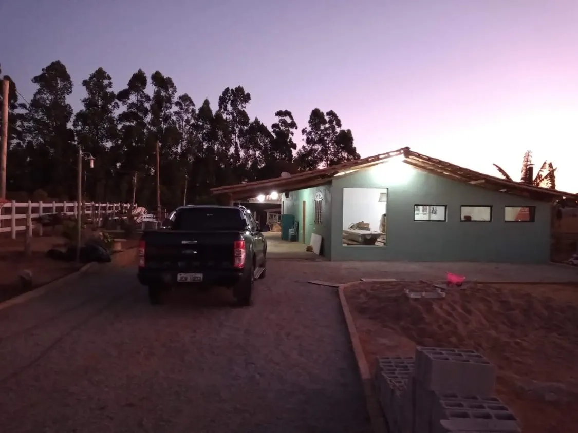 Imagem Oportunidade Única! Chácara à Venda em Crucilândia com 1.240 m² de terreno