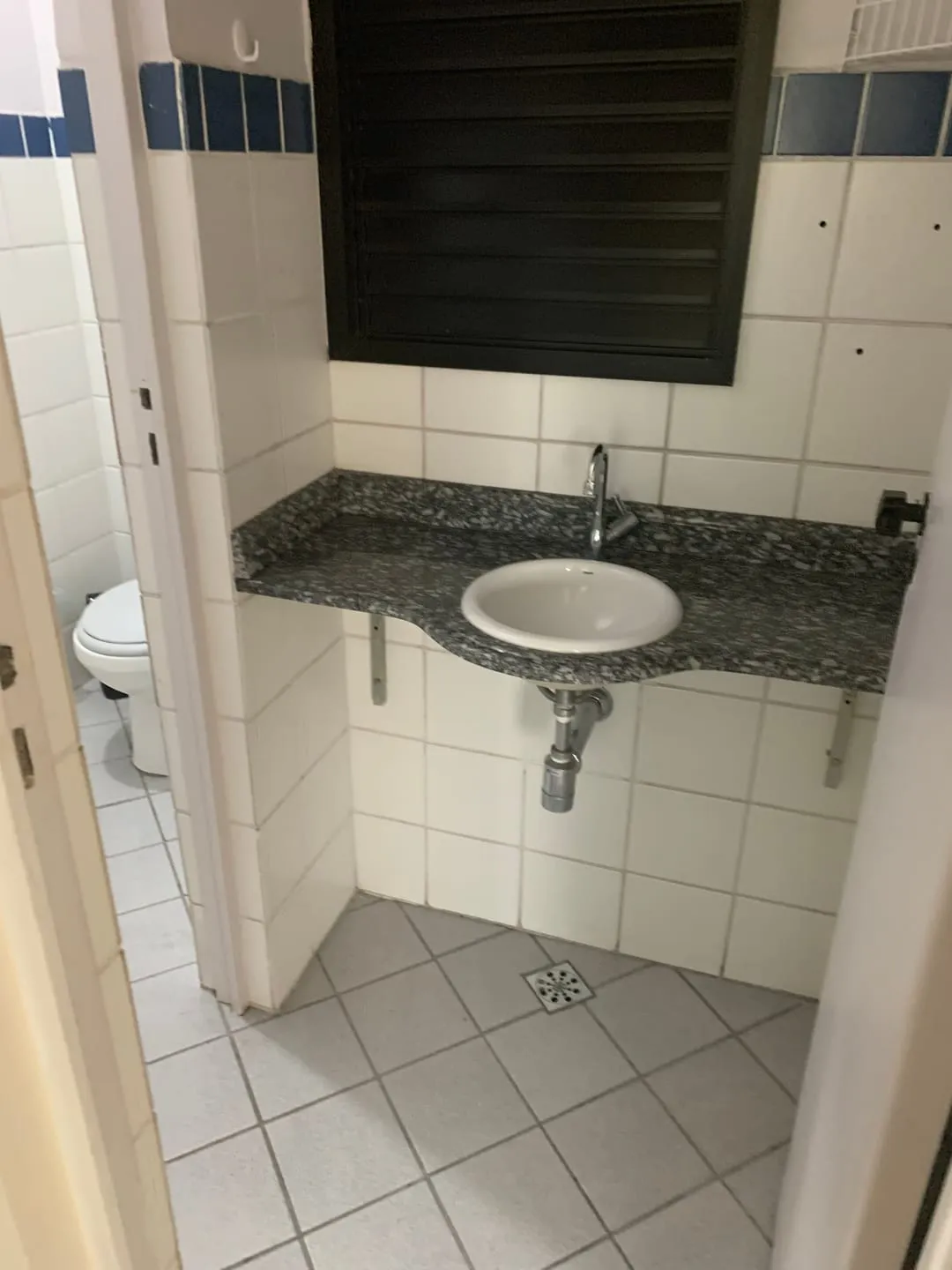 Imagem Comercial à venda 40M², Centro, Pindamonhangaba - SP | Condomínio Edifício Antônio cozzi