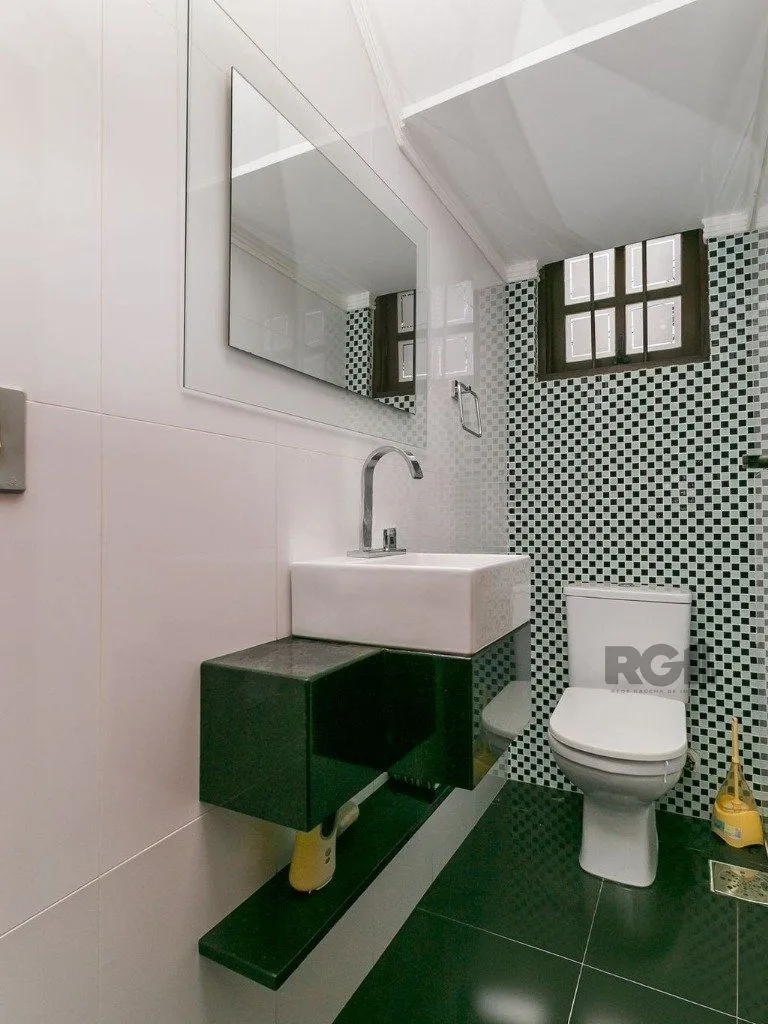 Imagem Casa de 3 dormitórios, no bairro Campo Novo