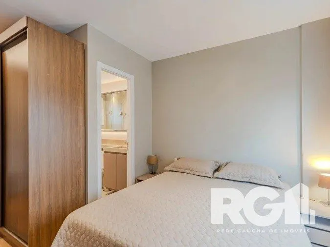Imagem Apartamento Mobiliado à Venda - 3 Dormitórios, 1 Suíte, 81m², 1 Vaga