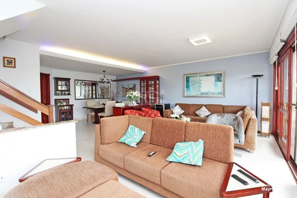 Imagem Casa Condominio para Venda - 324.7m², 3 dormitórios, sendo 1 suites, 4 vagas - Menino Deus