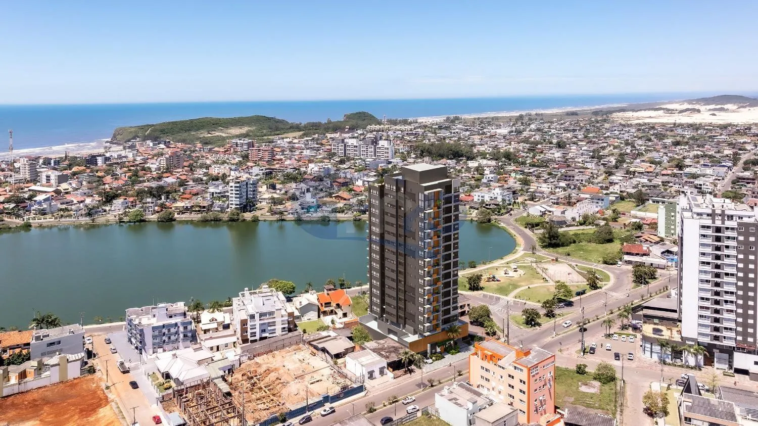 Imagem Apartamento a venda com 2 dormitorios no centro de Torres/RS