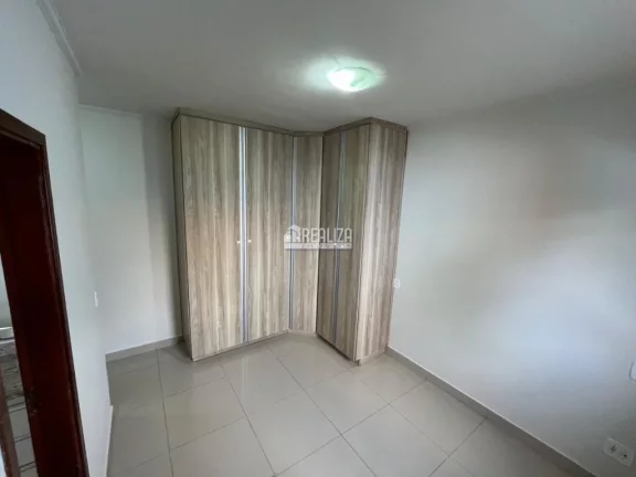 Imagem Casa à venda com 3 dormitórios no Jardim Nenê Gomes, Uberaba