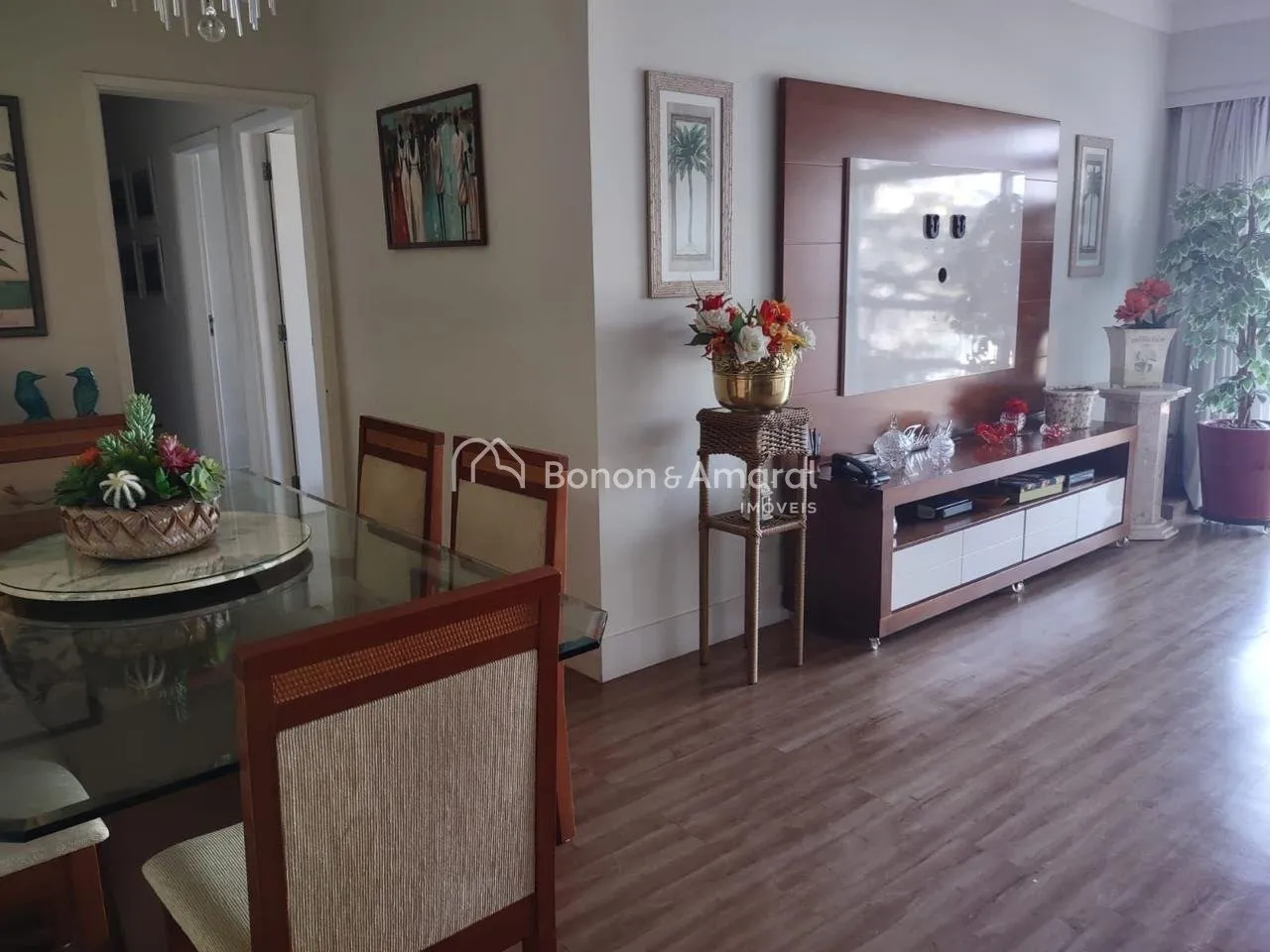 Imagem Apartamento com 3 dormitórios no coração do Cambui!