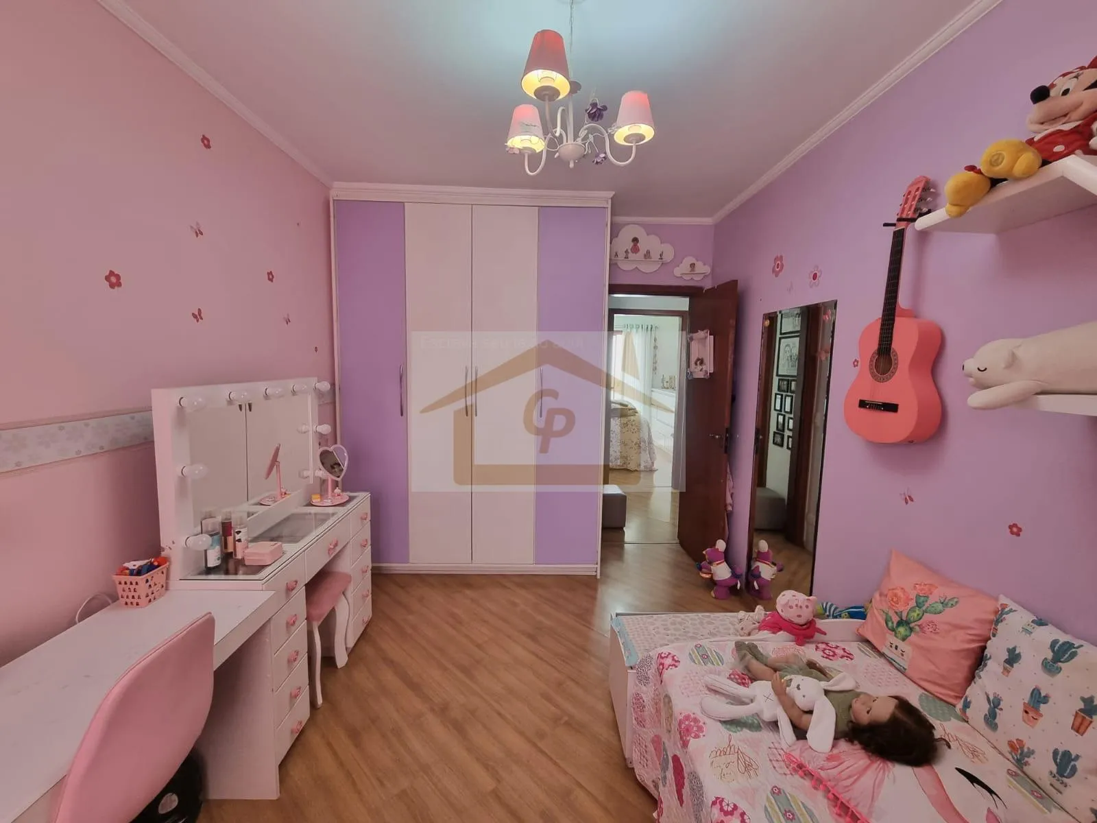 Imagem Casa em Condomínio na Granja Viana - Conforto, Praticidade e Excelente Localização