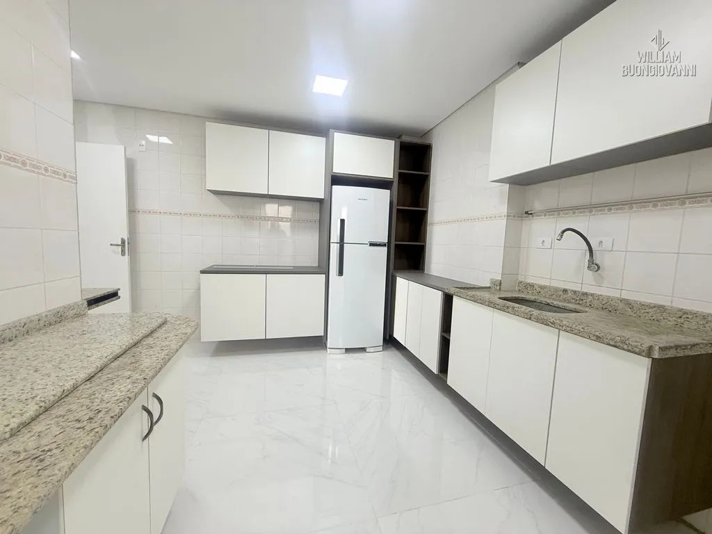 Imagem Cobertura Reformada com Espaço Gourmet - Vila Tupi, Praia Grande-SP