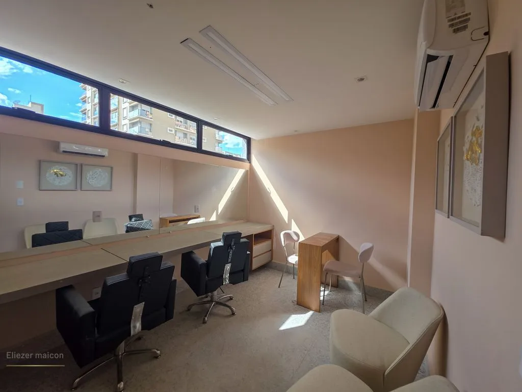 Imagem Apartamento alto padrão a venda com 3 suítes no Centro de Poços de Caldas