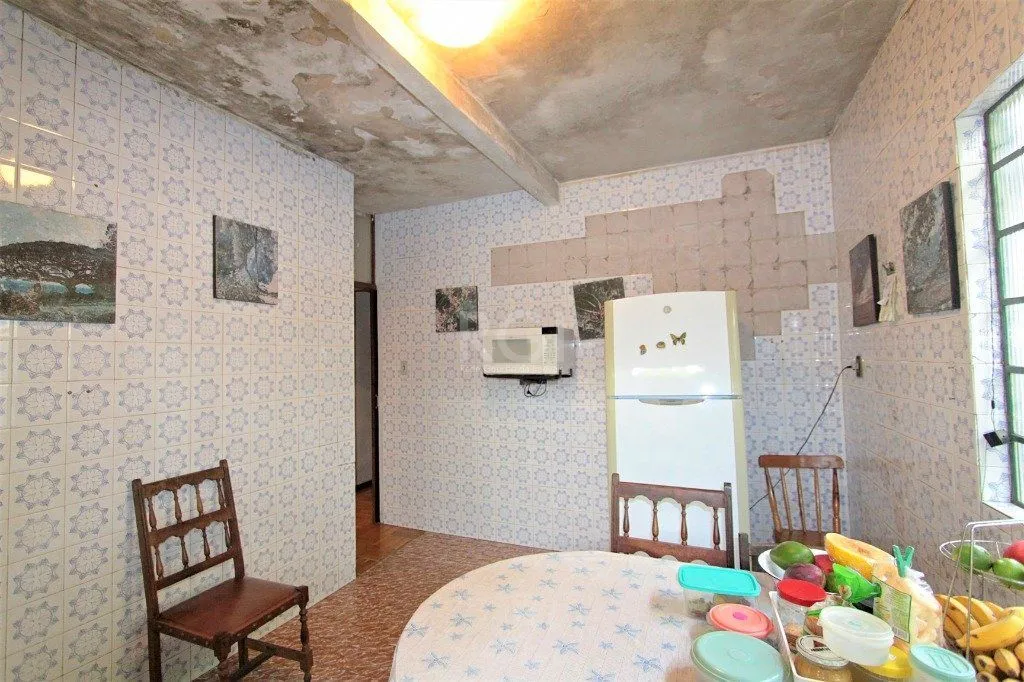 Imagem Casa para Venda - 187m², 3 dormitórios, sendo 1 suites, 2 vagas - Jardim São Pedro