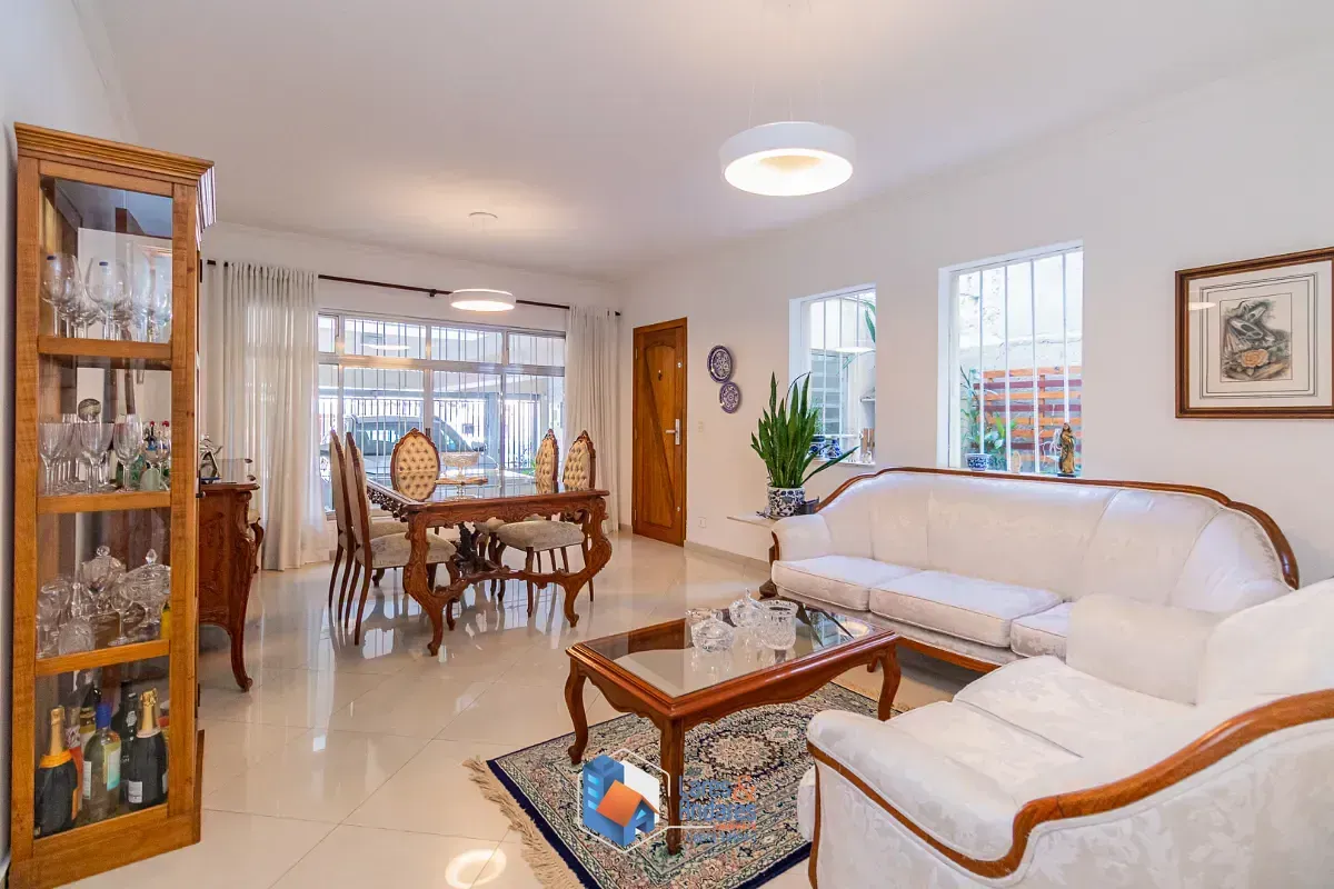Foto do imóvel Casa para venda em Vila Congonhas com 3 quartos, sendo 1 suíte, 187m² em Rua Paiaguás