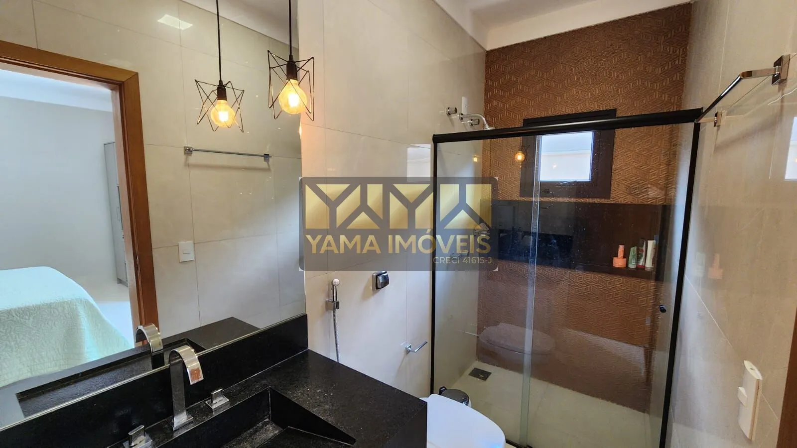 Imagem Residencial Enseada da Fronteira - Casa Alto Padrão em Condominio Enseada da Fronteira, Rifaina/SP