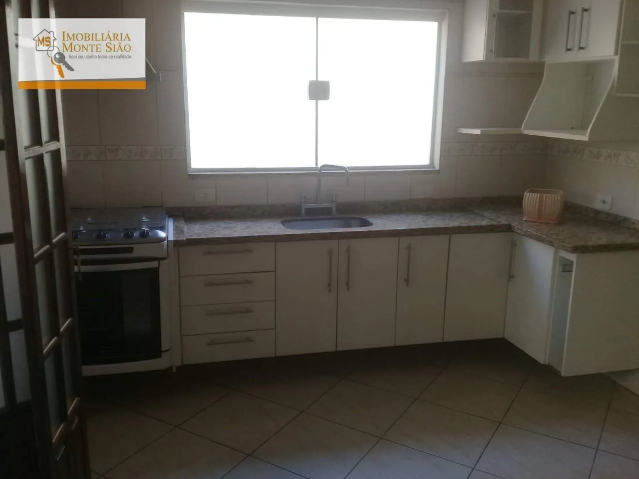 Imagem Sobrado com 4 dormitórios à venda, 126 m² por R$ 740.000,00 - Jardim Cocaia - Guarulhos/SP
