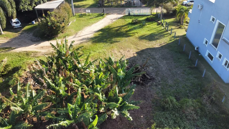 Imagem Oportunidade Única: Terreno de 396m² à venda no Ambrósio, Garopaba-SC ? Escritura Pública!