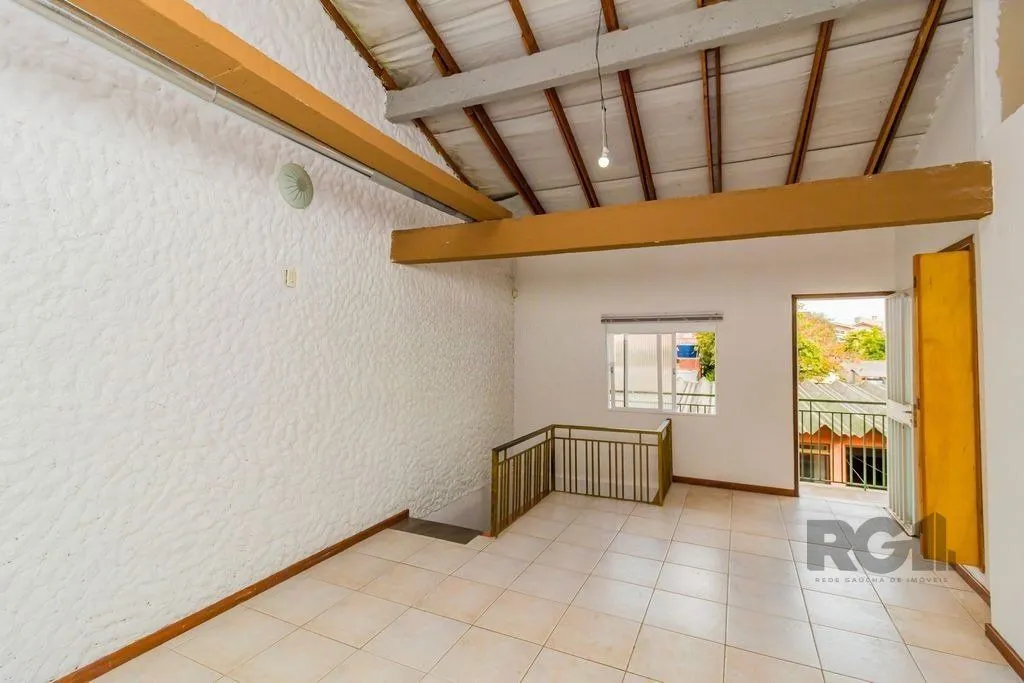 Imagem Casa de 4 dormitórios no bairro Espírito Santo
