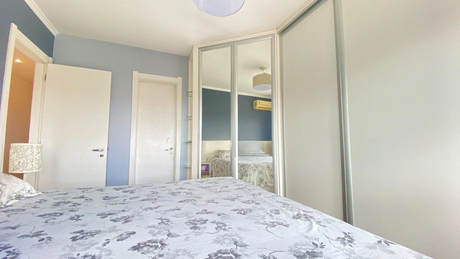 Imagem Apartamento com 3 quartos, 2 vagas e 100.7m² - Rua Botafogo - Menino Deus, Porto Alegre