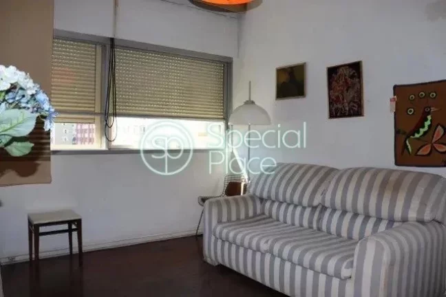 Imagem Excelente apartamento com 200m² no Jardim América Living com 68m², grandes janelões,, sala de ja...