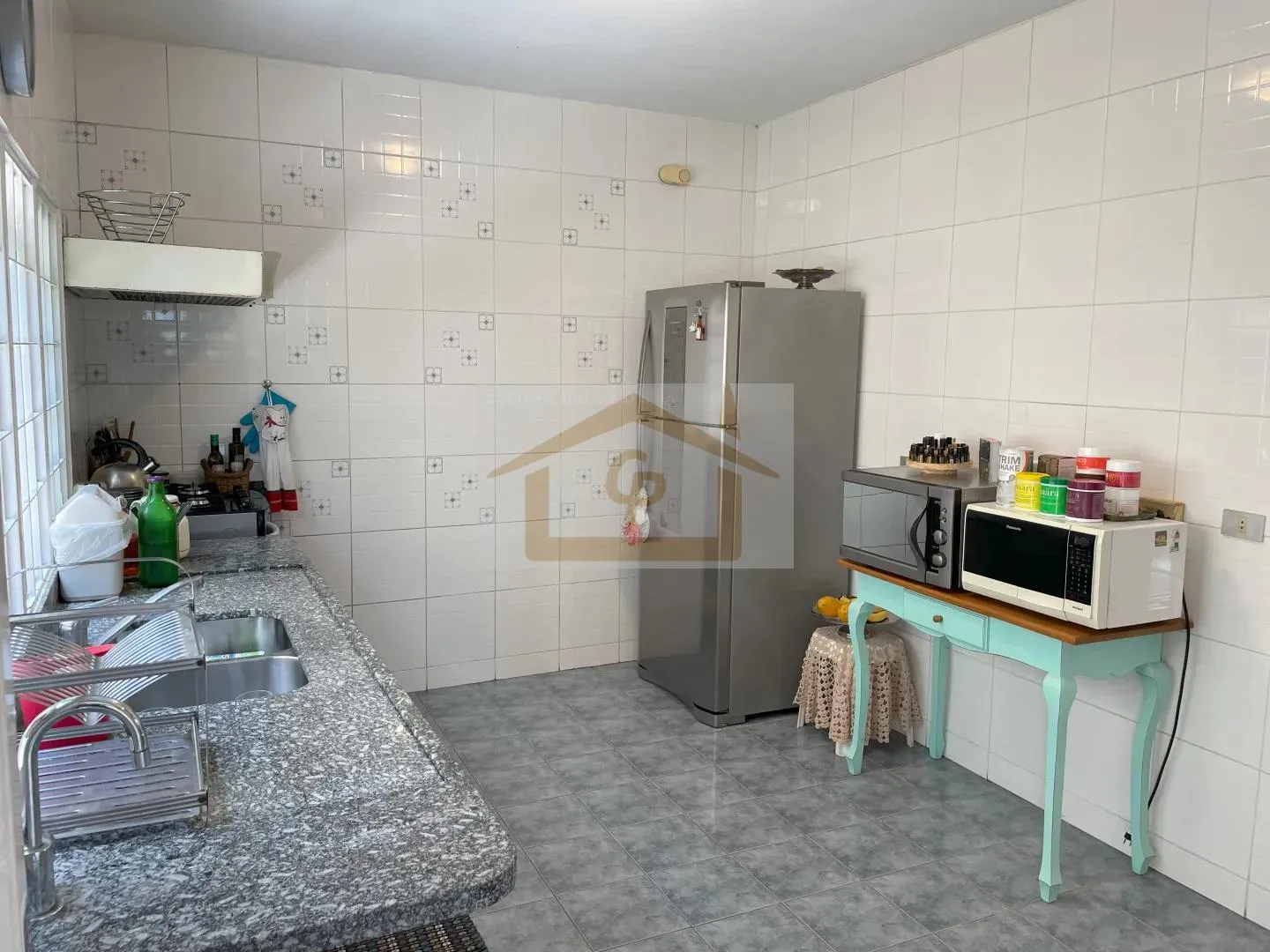 Imagem Magnífica casa bem ao estilo Granjeiros! São 3 suítes 6 Garagens