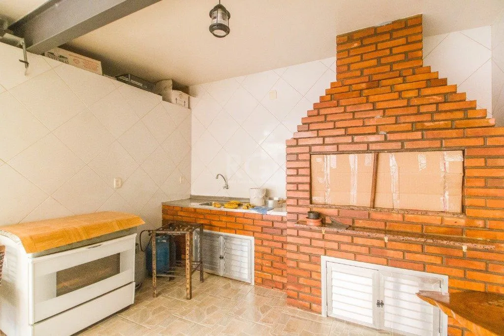 Imagem Casa para Venda - 380.83m², 5 dormitórios, sendo 1 suites, 2 vagas - Glória