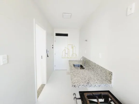 Imagem Apartamento vista mar com três quartos suíte dependência completa a venda no stiep