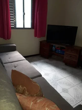Imagem Imóvel amplo com 3 quartos, sendo 1 suíte, e 4 banheiros no total. garagem para dois autos, sala d...