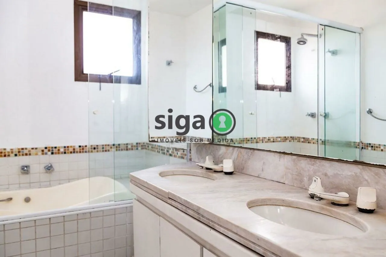 Imagem VENDE no Morumbi (Vila Suzana) Apartamento com 3 suítes, 4 Vagas + Depósito