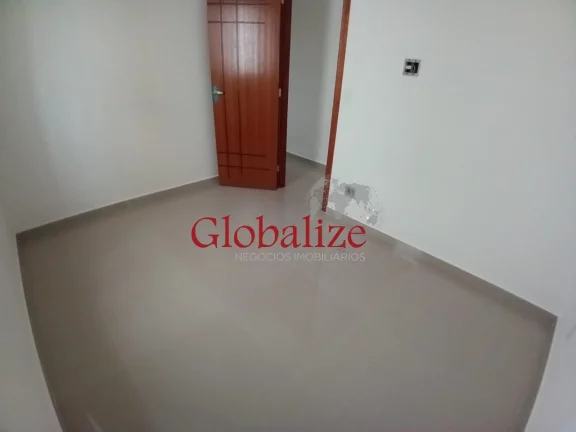 Imagem Casa Sobreposta à venda com 140m², 3 quartos, 1 suíte, closet e vaga para 2 carros por R$1.099.000,00