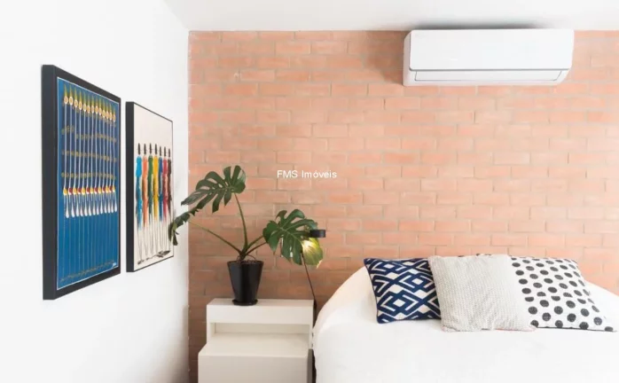 Imagem Apartamento para locação no Itaim Bibi, com 4 quartos sendo 2 suítes, 4 banheiros, 2 vagas.