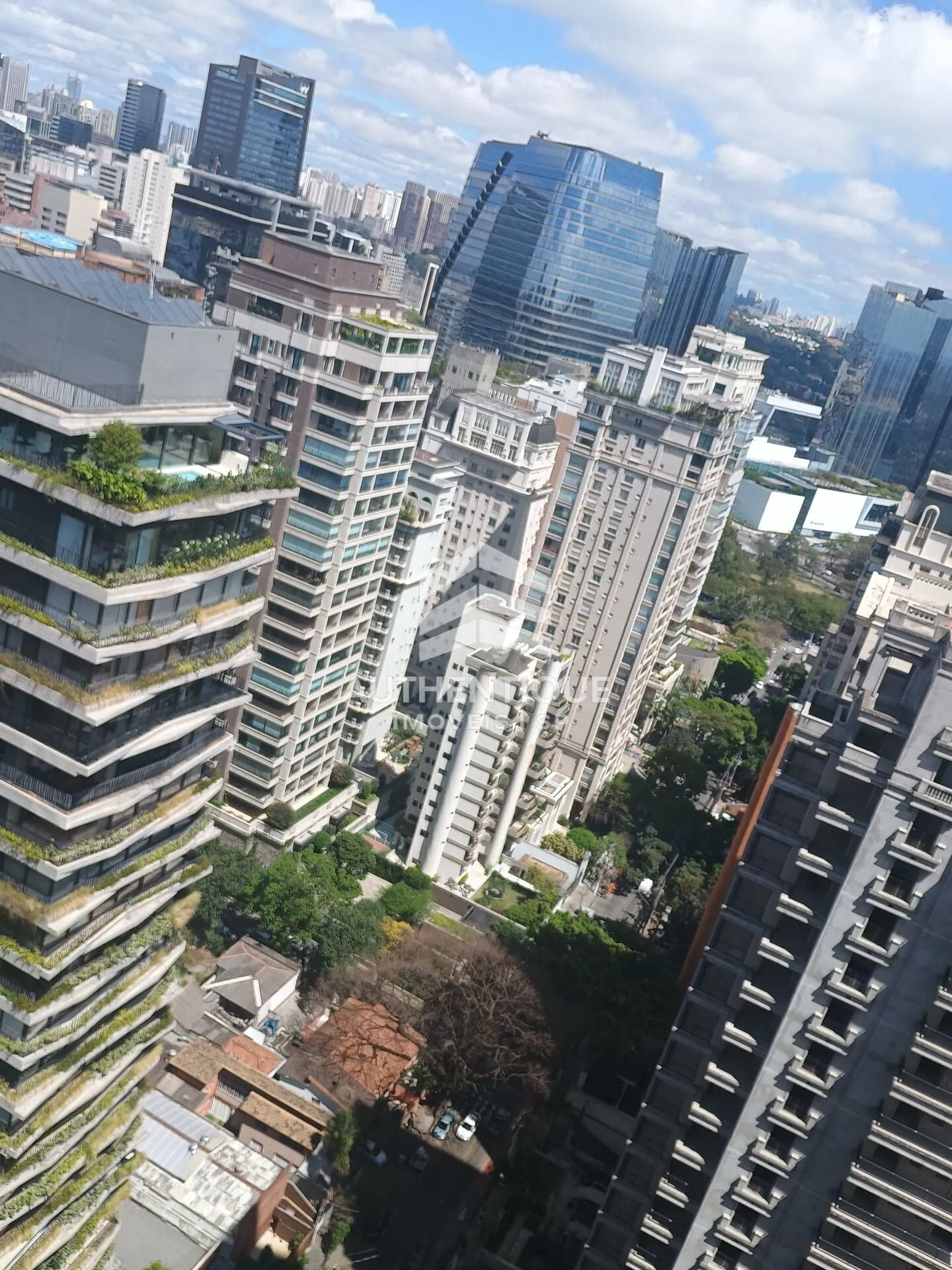 Imagem Apartamento à venda no bairro Itaim Bibi - São Paulo/SP