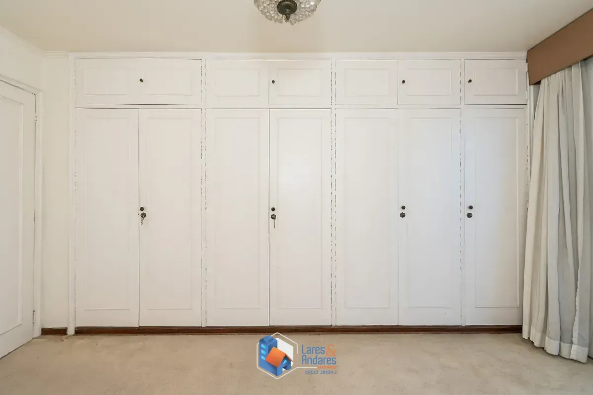 Imagem Apartamento para venda em Morro dos Ingleses com 3 quartos, sendo 1 suíte, 220m²