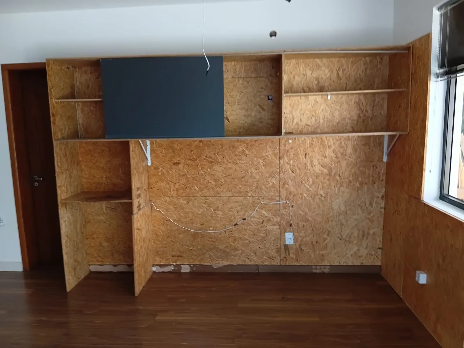 Imagem Vende-se cobertura comercial com Terraço - Moinhos de Vento
