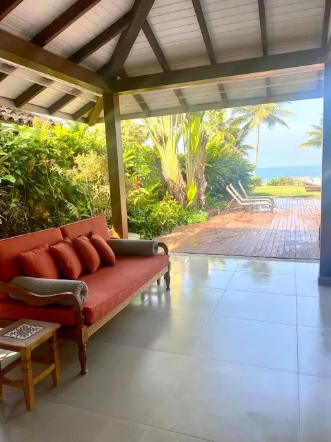 Imagem Belíssima Casa de 900m², Localizada no residencial Pé na Areia no Litoral! Cibratel II, Itanhaém - SP.