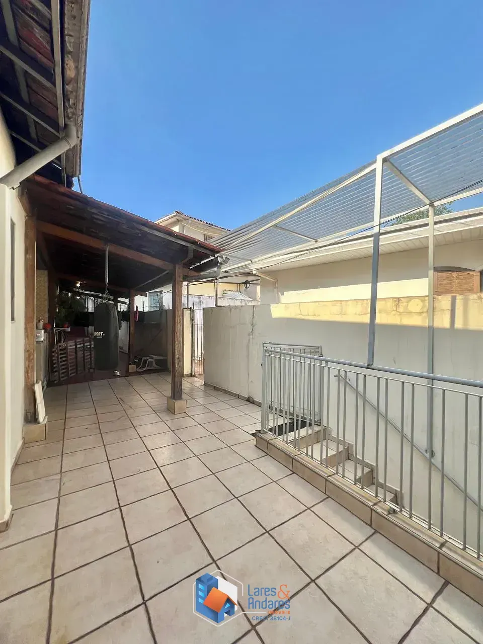 Imagem Casa para venda em Jardim Jaraguá (São Domingos) com 4 quartos, sendo 1 suíte, 437m²